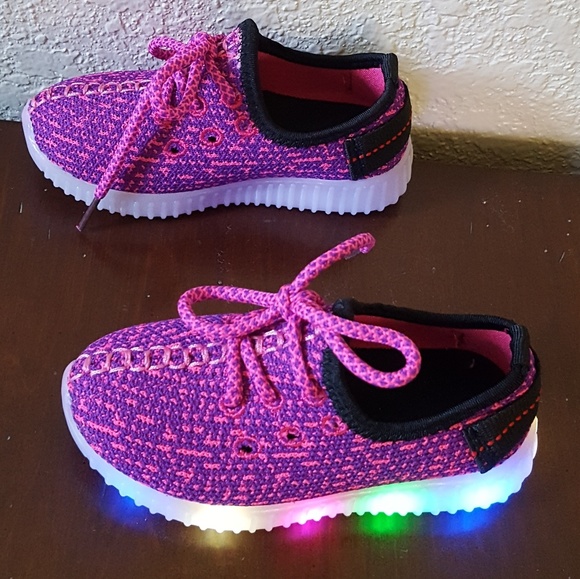 Fashion Other - Girls light shoes